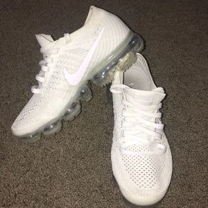 White Air VaporMax Triple White